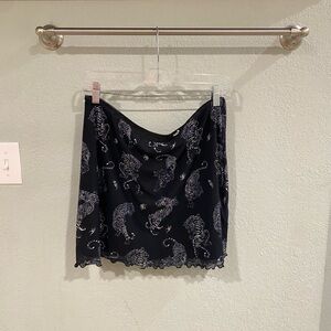 Vintage black & white tiger print mini skirt #y2kfashion #miniskirt